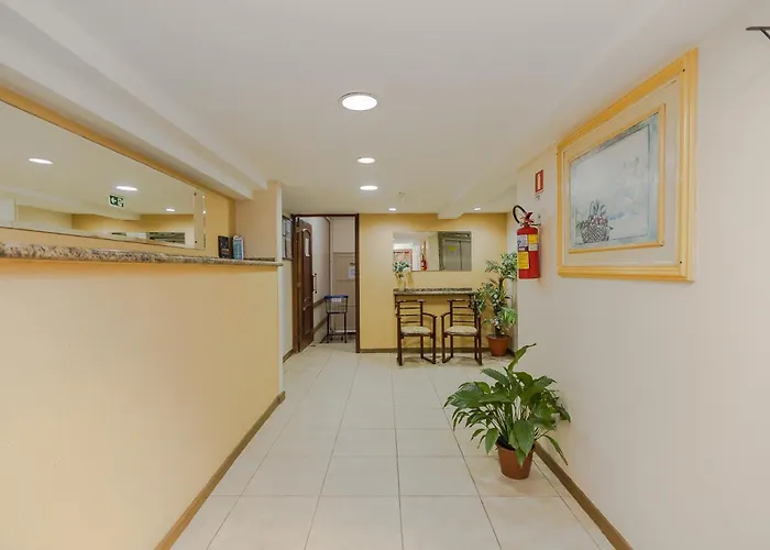 Apartamento Familiar Ll 8ºandar Ll Wi-fi 259mpbs Ll 780m Da Av Ipiranga Ll 2km Hospital São Lucas Pucc Ll 4km Centro Ll 4,9km Da Rodoviária Ll 8km Do Aeroporto Ll