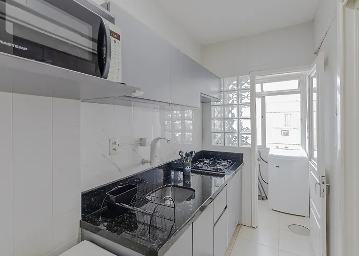 Apartamento Familiar Ll 8ºandar Ll Wi-fi 259mpbs Ll 780m Da Av Ipiranga Ll 2km Hospital São Lucas Pucc Ll 4km Centro Ll 4,9km Da Rodoviária Ll 8km Do Aeroporto Ll *